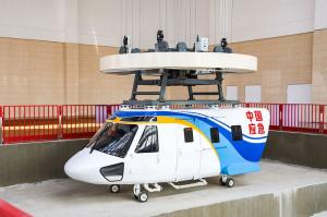 與總理“同框”，這臺(tái)起重機(jī)“大有作為”